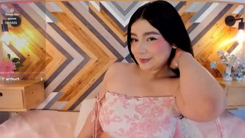 Zaira  online show from 12-15-25, 08:13