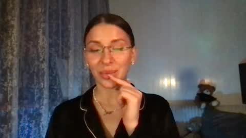 Snapshot of zaliyani chatting on 11-24-25, 01:05 zaliyani online show from 11-24-25, 01:05