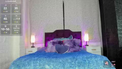 Snapshot of zamara_kleii chatting on 10-08-25, 03:59 Zamara Kleii online show from 10-08-25, 03:59