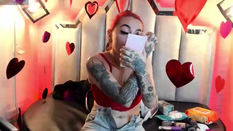   online show from 02-12-26, 06:58