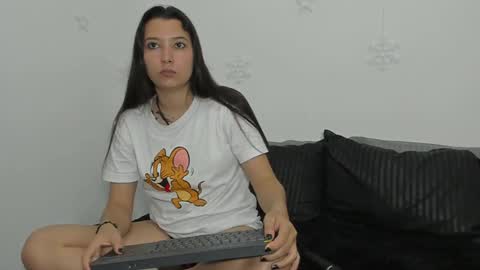 Snapshot of zammii69 chatting on 12-08-24, 08:15 zammii69 online show from 12-08-24, 08:15