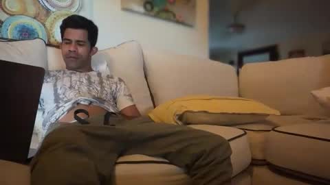 Edii online show from 12-15-25, 01:37