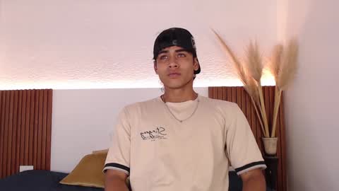 Zander online show from 12-07-24, 01:51