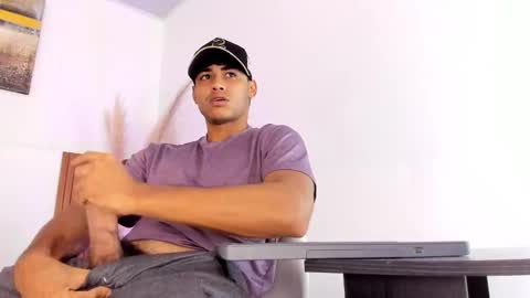 Zander online show from 02-04-26, 12:44