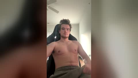 Snapshot of zanderholt chatting on 01-11-26, 02:44 zanderholt online show from 01-11-26, 02:44