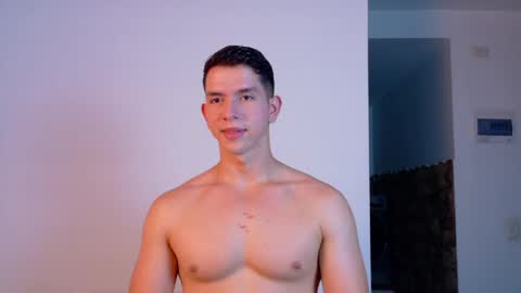 Snapshot of zanedawson_ chatting on 06-03-26, 10:04 Zane Dawson online show from 06-03-26, 10:04