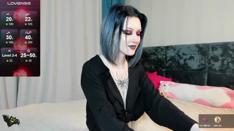 Snapshot of zara__blue chatting on 12-16-24, 08:20 Zara online show from 12-16-24, 08:20
