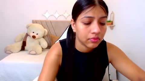 Snapshot of zara_cute18 chatting on 07-18-26, 12:31 Zara online show from 07-18-26, 12:31