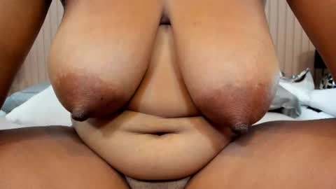 Snapshot of zara_lopez chatting on 09-14-25, 07:13 zara lopez online show from 09-14-25, 07:13