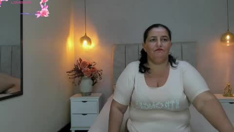 Snapshot of zara_milf_ chatting on 03-03-26, 12:11 zara online show from 03-03-26, 12:11