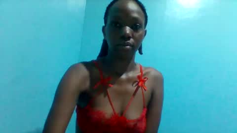 Snapshot of zara_noir21 chatting on 05-23-26, 01:59 Zara Noir Wants You online show from 05-23-26, 01:59