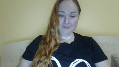 Snapshot of zara_red chatting on 04-28-26, 10:42 Kate. if im not here im here foxy red333 online show from 04-28-26, 10:42