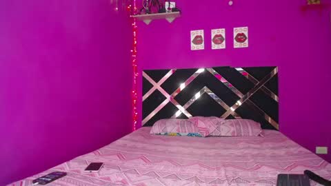 Snapshot of zara_tattoox chatting on 01-30-25, 08:32 ZARA ANYELINA online show from 01-30-25, 08:32