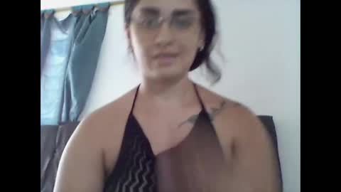 zaraa_lopez online show from 11-19-25, 07:36