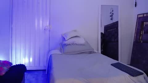 Snapshot of zaracollinx chatting on 11-15-25, 01:58 Zara online show from 11-15-25, 01:58