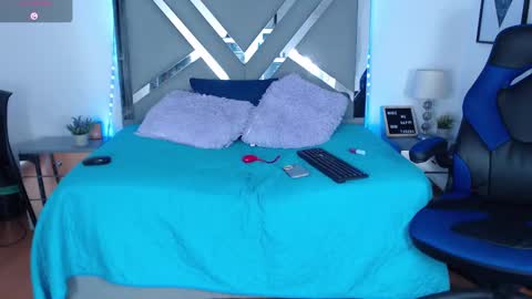 zaradames_ online show from 02-14-25, 05:30