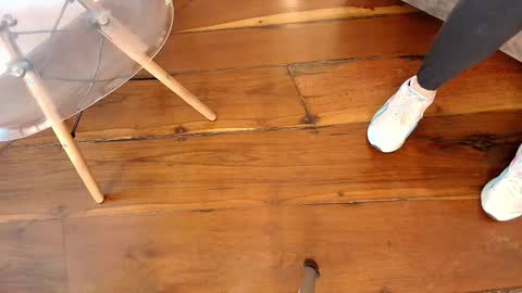 Zarah Andrews online show from 12-19-25, 12:12