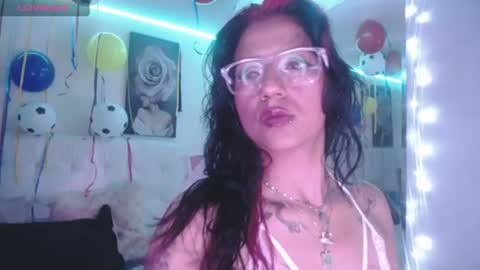 Snapshot of zarahbennet chatting on 07-06-26, 03:03 Zarah online show from 07-06-26, 03:03