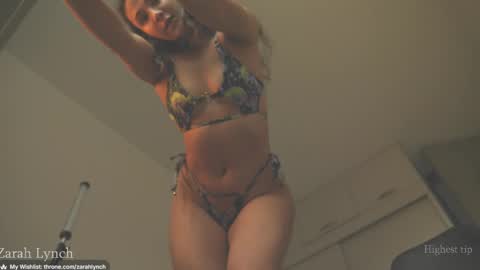 Miss Lynch   Next show  2911 online show from 04-16-26, 09:39