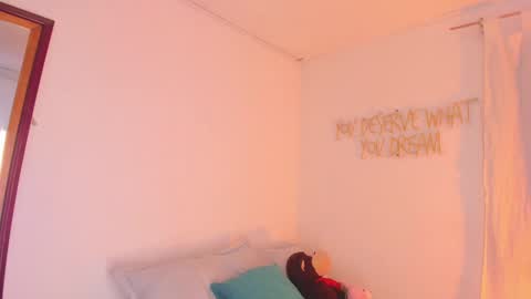 Snapshot of zaraparkers chatting on 09-18-25, 08:55 online show from 09-18-25, 08:55