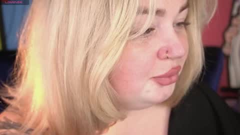 Lola online show from 03-31-26, 07:58