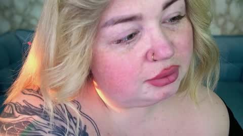 Lola online show from 04-02-26, 09:01