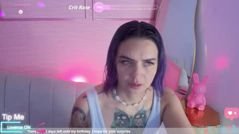 Isabella online show from 07-17-26, 12:45