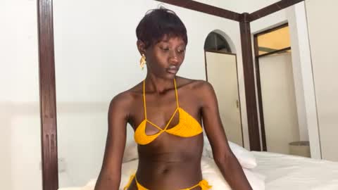 Snapshot of zaria_amara chatting on 06-24-26, 07:02 zaria_amara online show from 06-24-26, 07:02