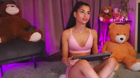 zariaavera online show from 05-16-26, 01:13