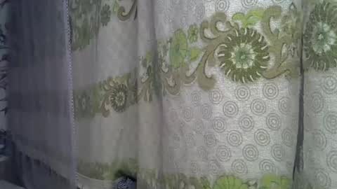 Snapshot of zarinamarlin chatting on 05-11-26, 08:20 zarinamarlin online show from 05-11-26, 08:20