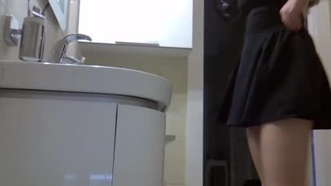 Snapshot of zarinaswift chatting on 12-07-24, 09:17 Zarina Swift online show from 12-07-24, 09:17