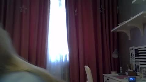 Zarina Swift online show from 09-25-25, 04:49