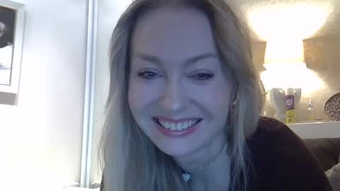 Zarina Swift online show from 04-24-26, 04:48