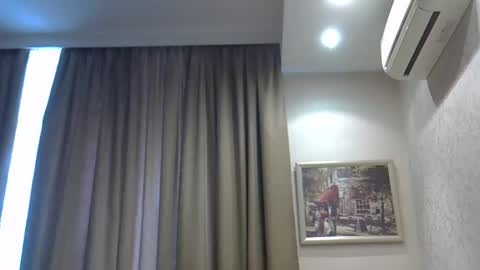 Zarina Swift online show from 05-13-26, 04:54