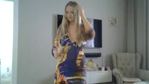 Snapshot of zarinaswift chatting on 07-04-26, 03:02 Zarina Swift online show from 07-04-26, 03:02