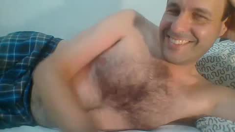 Snapshot of zasss40 chatting on 01-14-25, 01:04 Alex online show from 01-14-25, 01:04