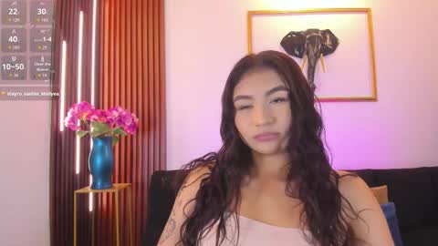  Zayda  online show from 02-25-26, 08:29