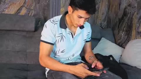 zaynmoretti online show from 04-18-26, 07:07