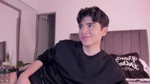 Hii im Zay.                 I save money for education. PVT Open. online show from 01-07-26, 04:48