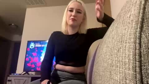 Snapshot of zazawild chatting on 11-14-25, 11:31 zazawild online show from 11-14-25, 11:31