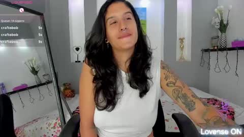 Karolyne online show from 05-13-26, 05:43