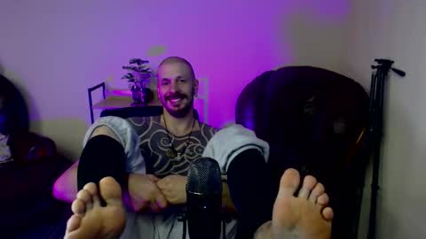 Snapshot of zebroroa chatting on 10-28-25, 08:00 zebroroa online show from 10-28-25, 08:00