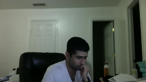 Snapshot of zee20241 chatting on 02-03-25, 03:20 zee20241 online show from 02-03-25, 03:20