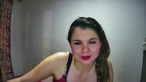 zelda_princess77 online show from 11-09-25, 02:54