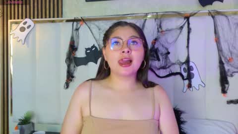 Snapshot of zelenejones chatting on 10-28-25, 11:47 Zelene online show from 10-28-25, 11:47