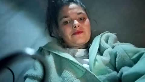 KENDAL Kaylee online show from 12-22-25, 08:00