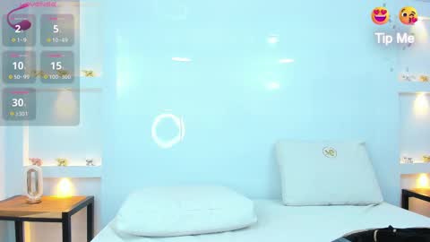 Zenda Evans online show from 02-10-25, 03:35