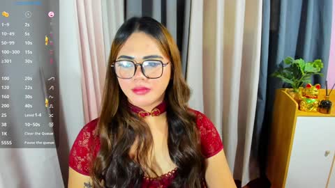 Snapshot of zendaya_amore chatting on 12-14-24, 03:51 Zendaya online show from 12-14-24, 03:51