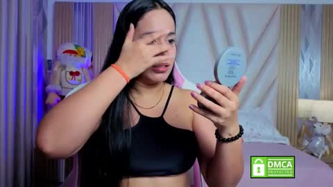 Zendaya  online show from 12-18-25, 11:16