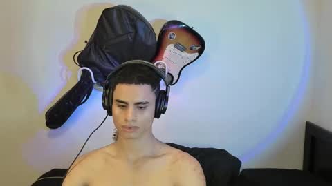 zenzhu online show from 12-23-24, 05:28